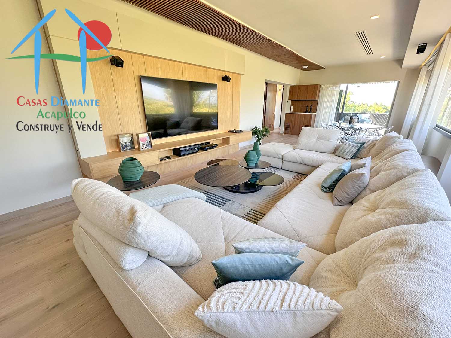 Casa Dos Vistas - Family Room 5